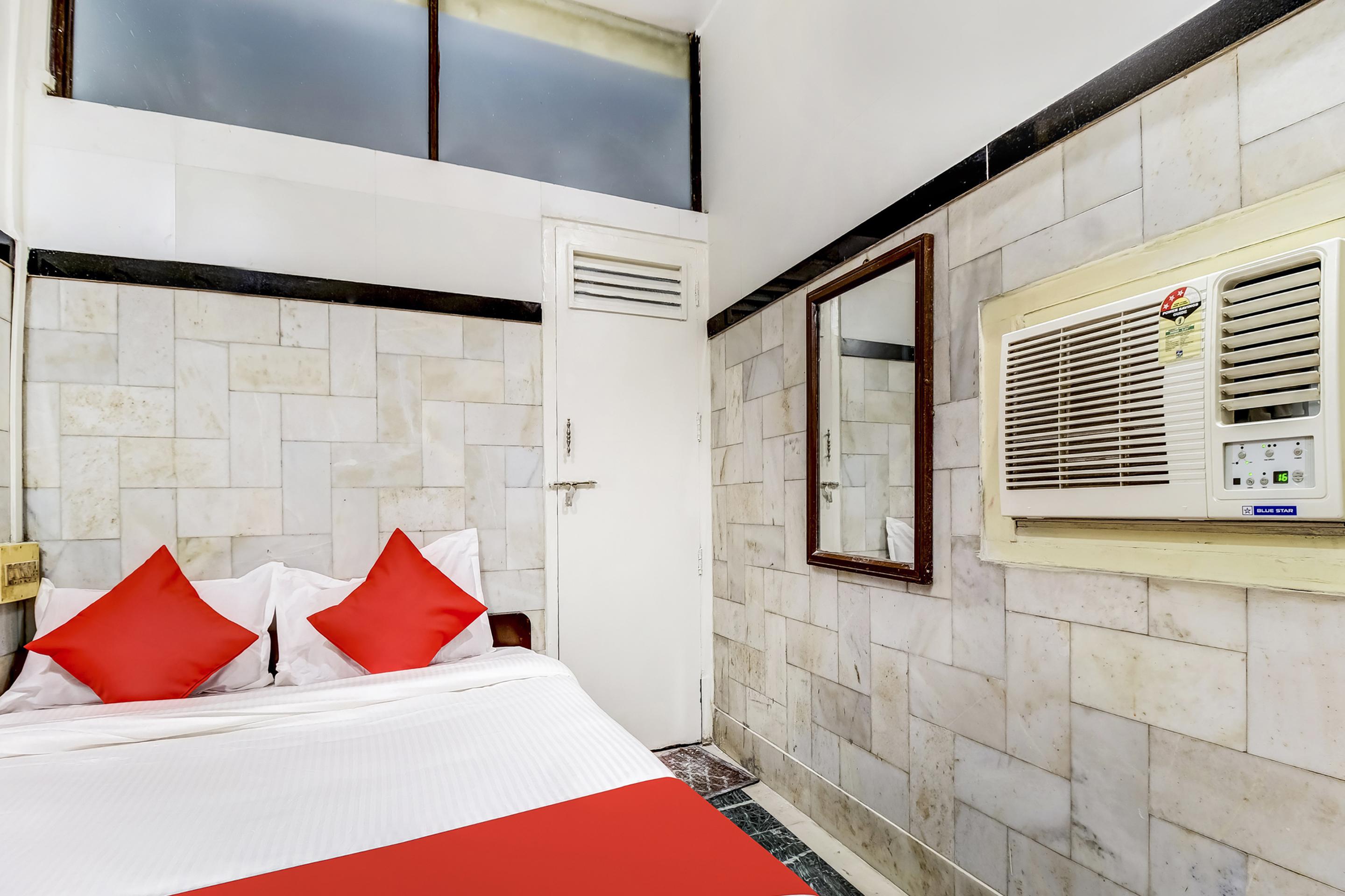 Super Oyo Hotel Dreamland Mumbai Ngoại thất bức ảnh