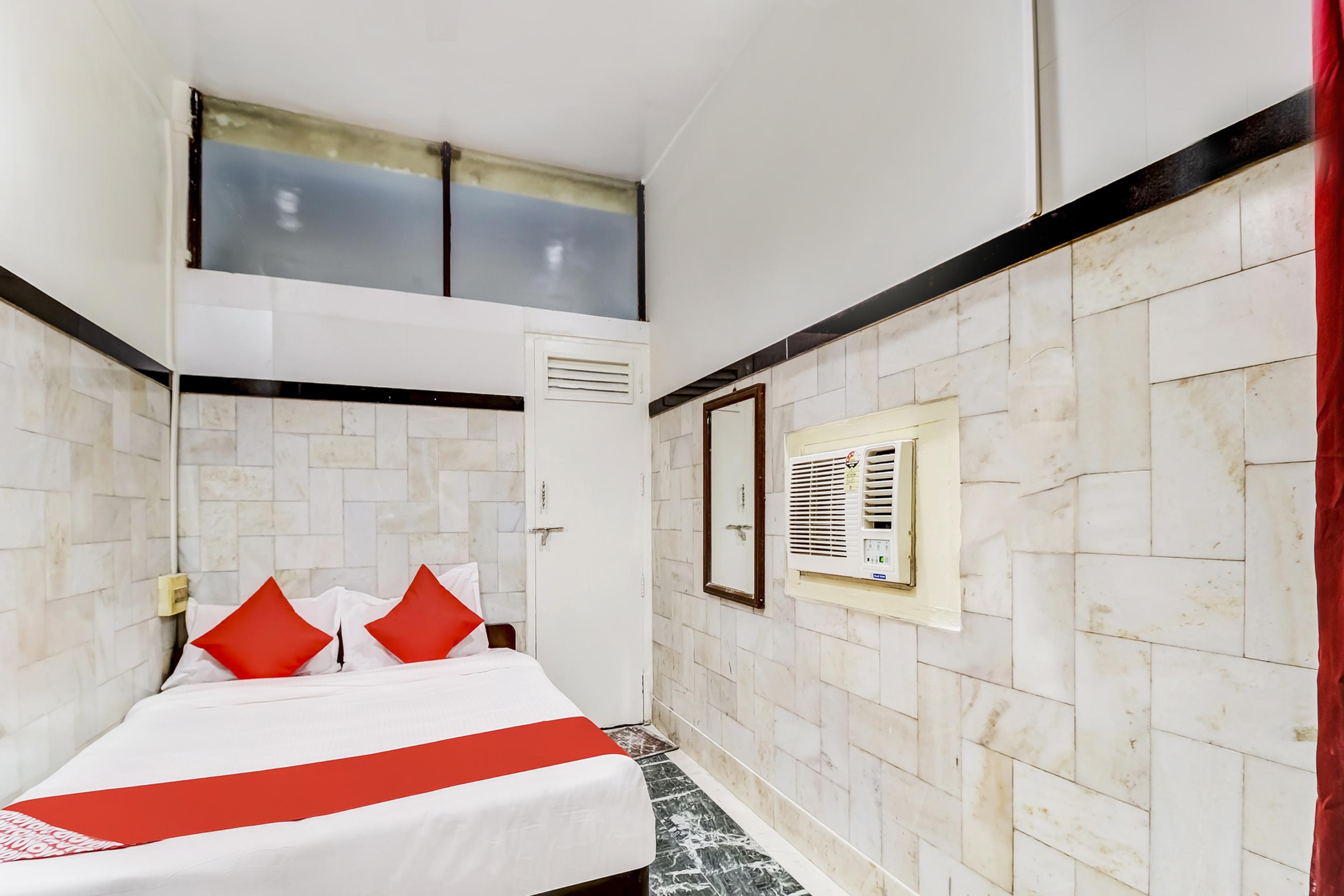 Super Oyo Hotel Dreamland Mumbai Ngoại thất bức ảnh