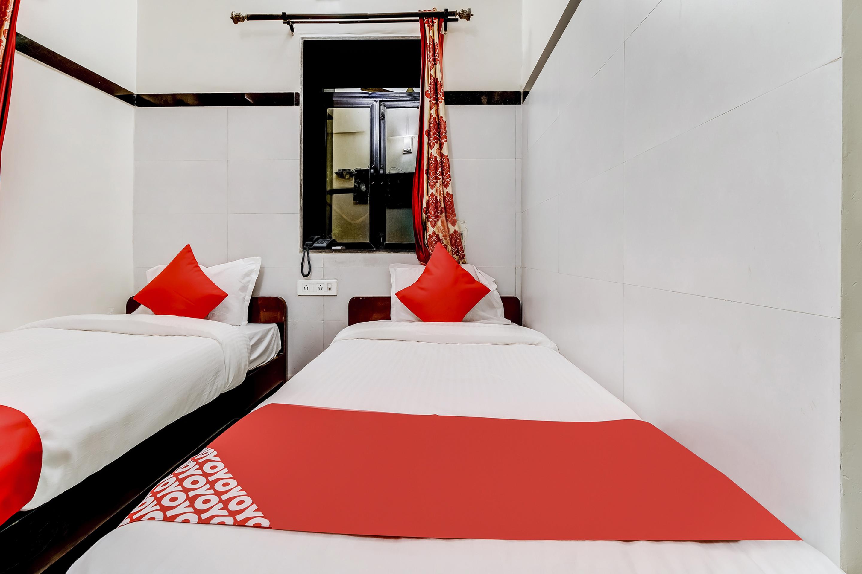 Super Oyo Hotel Dreamland Mumbai Ngoại thất bức ảnh
