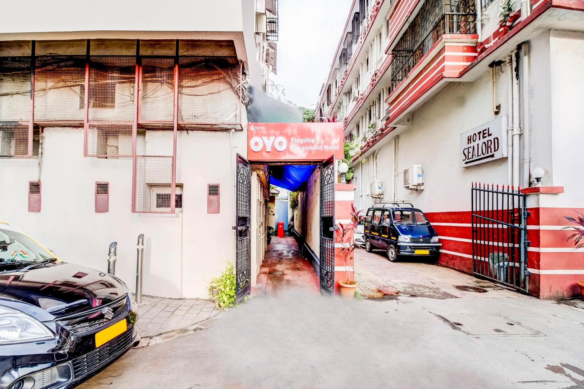 Super Oyo Hotel Dreamland Mumbai Ngoại thất bức ảnh